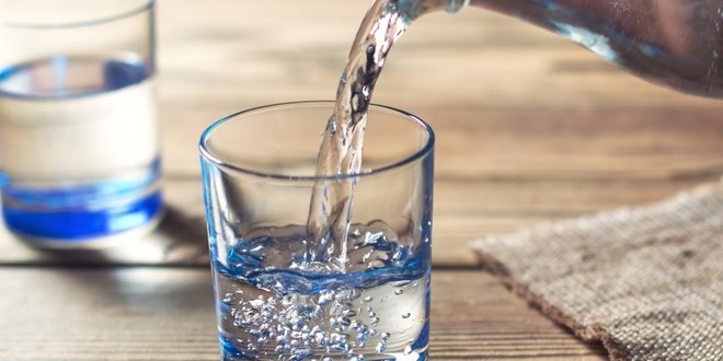 Çay ve kahve suyun yerini tutar mı?