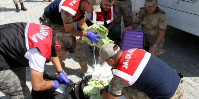 Lahanadan 15 kilo eroin çıktı