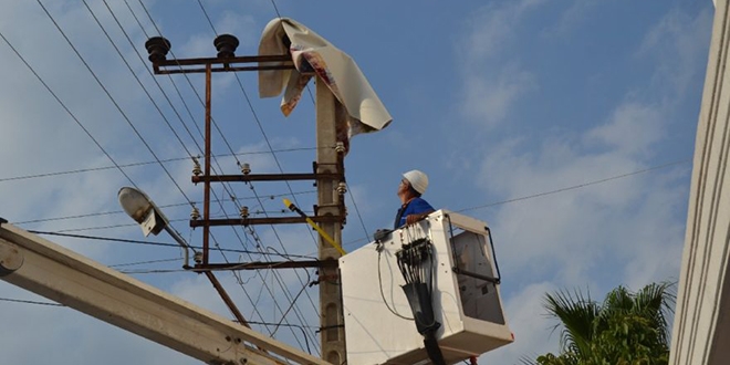 Adana'da u�an hal� efsanesi ger�e�e d�n��t�