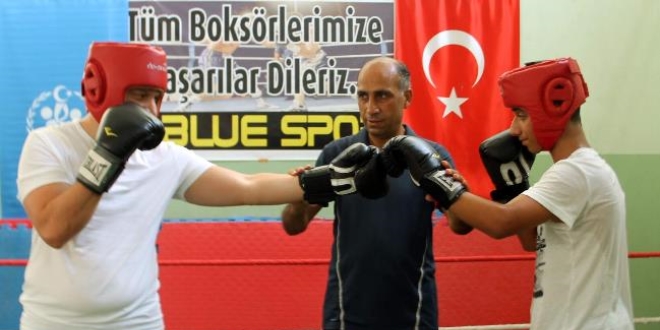 Sağlıkçılara yönelik şiddet, doktoru boksa yöneltti