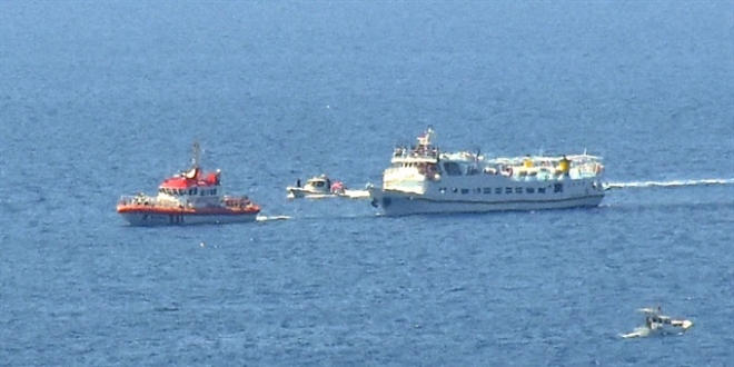 Arzalanan Yunan feribotunu Bodrum Liman'na ekildi