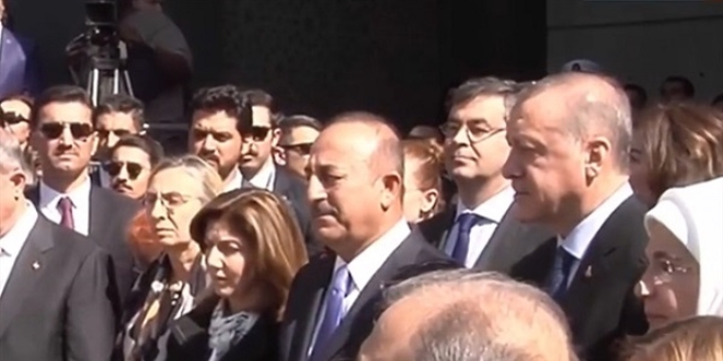 Erdoğan: DEAŞ neyse FETÖ odur
