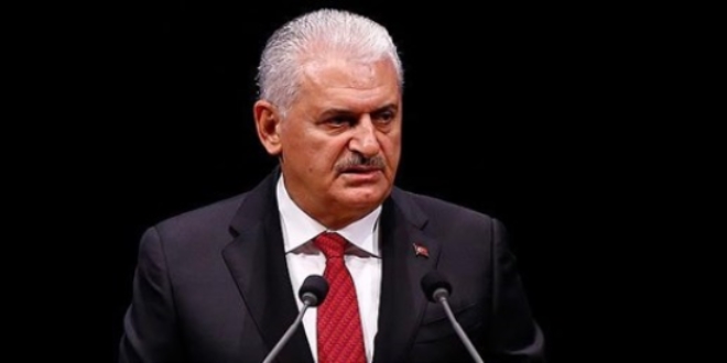 Binali Yıldırım: Bize tehdit sökmez