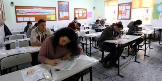 KPSS lisans alan bilgisi sınavının iki oturumu sona erdi