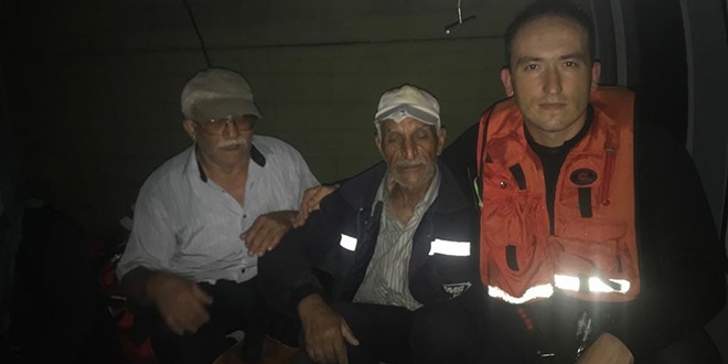 TSK selden kurtardığı vatandaşların fotoğraflarını paylaştı