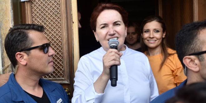 Meral Akşener: Pazartesi genel merkezde olacağım