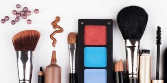 'Kozmetik �r�nler kanser yap�yor' iddias� do�ru de�il'