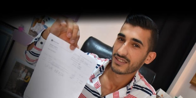 Hesabına yanlışlıkla 22 bin lira yatan gençten insanlık dersi