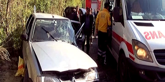 Afyonkarahisar'da trafik kazas: 2'si ocuk 5 yaral