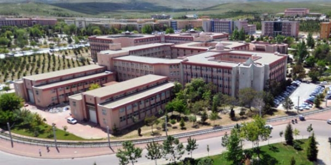 Üniversitede büyük vurgun, kaynaklar FETÖ'ye aktarılmış
