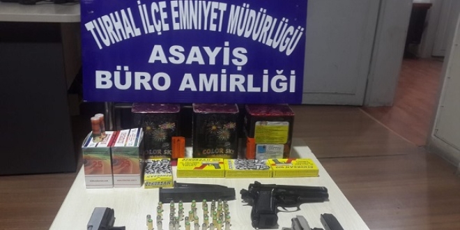 Havaya rastgele ateş açan 10 kişiye gözaltı