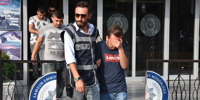 Ambulansı engelleyen drifte gözaltı