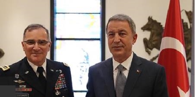 ABD'li komutana 'tehdit dili' uyar�s�