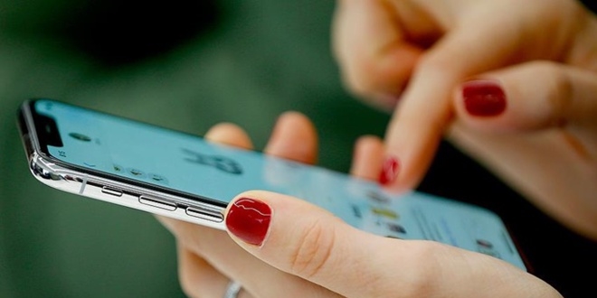 Apple'ın piyasa değeri 1 trilyon dolara ulaştı