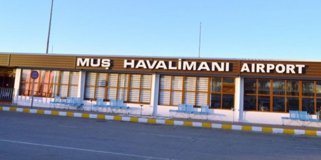 Muş'taki havalimana 'Sultan Alparslan' isminin verilmesi sevinçle karşılandı