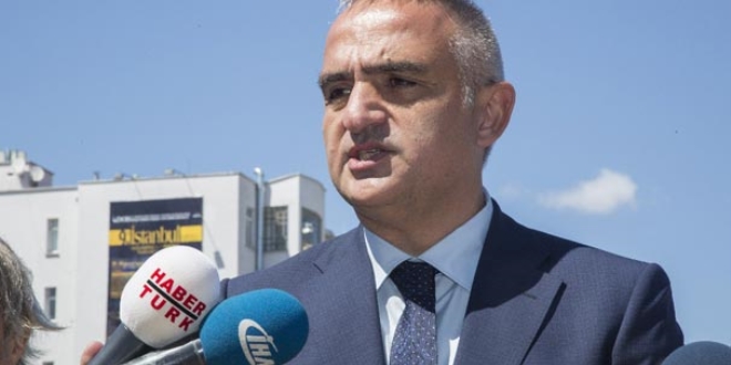 K�lt�r ve Turizm Bakan� AKM i�in tarih verdi