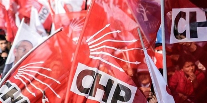 CHP, 11 il başkan yardımcısını görevden aldı