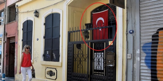 Rahip Brunson'ın eşi, pazar ayini için gittiği kilisede dikkat çeken detay