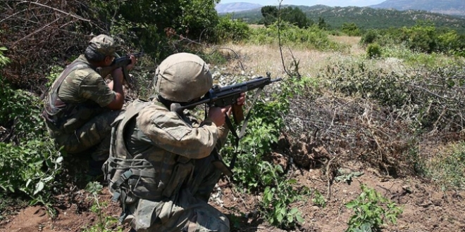 Erzurum'da terr operasyonu: Bir asker yaraland