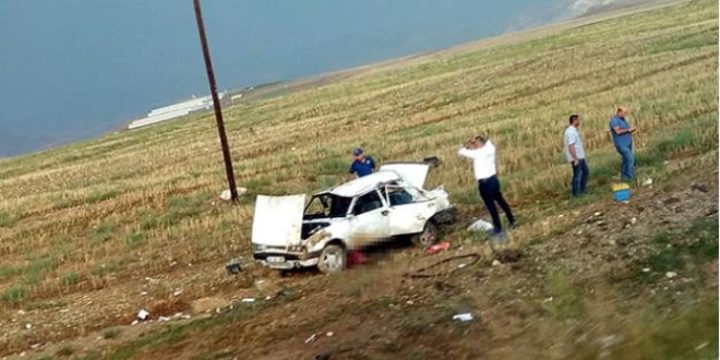 Ankara'da otomobil takla attı: 2 ölü, 1 yaralı