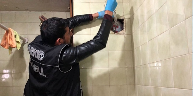 Nereye saklarsan sakla, Türk polisi bulur