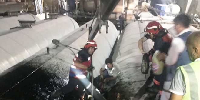 Sakarya'da bir işçi asfalt kazanlarının arasına düşerek öldü