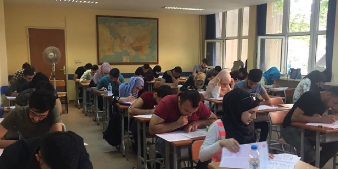 Yabancı öğrencilerin Türkçe notu yüksek