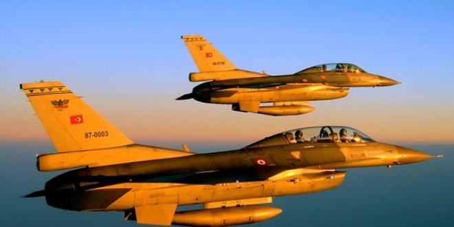 Hakkari'de 4 terörist etkisiz hale getirildi