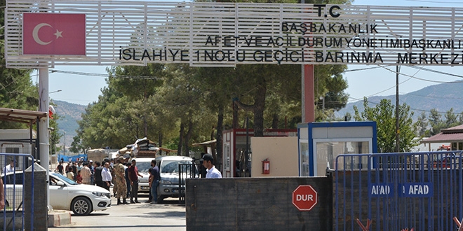 Suriyeliler çadır kentten taşınıyor
