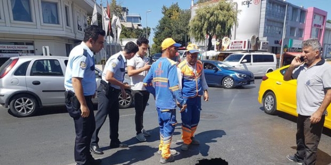 Beşiktaş Nispetiye Caddesi'nde çökme meydana geldi