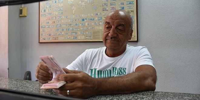 Lübnan'da Türk lirasına destek kampanyası
