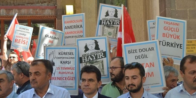 'Yast�k alt� alt�n ve dolarlar� TL'ye �evirmeye davet ediyoruz'
