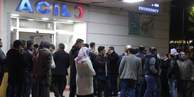 Ba��na demir saplanan 7 ya��ndaki �ocuk a��r yaraland�