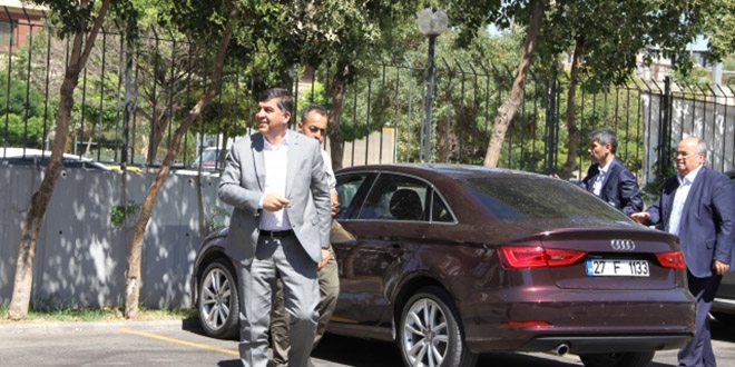 Belediye Başkanı, makam aracını iade etti