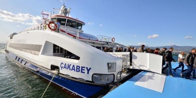 İzmir'de toplu ulaşım bayramda yüzde 50 indirimli