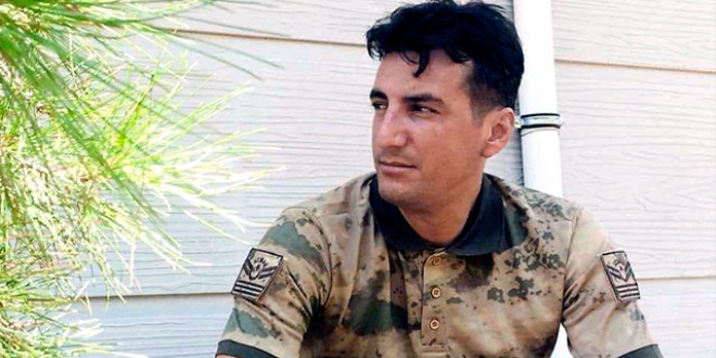 �ehitlerin baba oca��na ate� d��t�