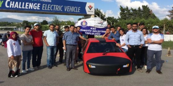 KS� ��rencilerinin otomobiline �d�l