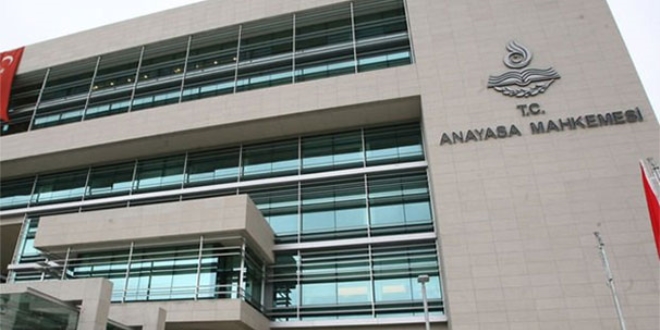 Anayasa Mahkemesi'nden CHP milletvekillerinin başvurusuna ret