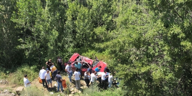 Çorum'da trafik kazaları: 10 yaralı