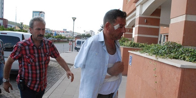 Arkada��n� 10 b��ak darbesiyle �ld�ren zab�ta tutukland�