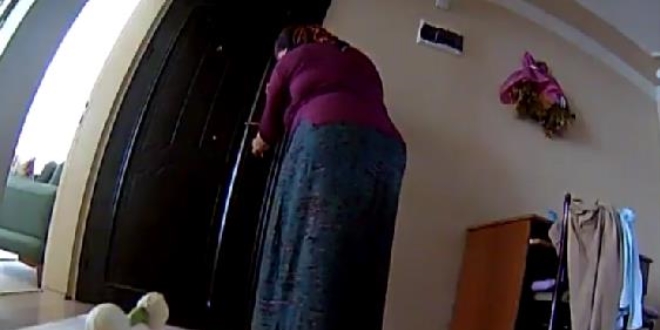 E�yalar kaybolunca evine gizli kamera koydu!