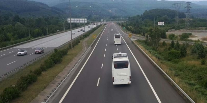 Bolu Da��'nda trafik rahatlad�