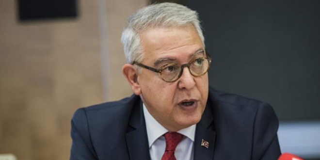 B�y�klel�i K�l��'tan frans�z yazara tepki