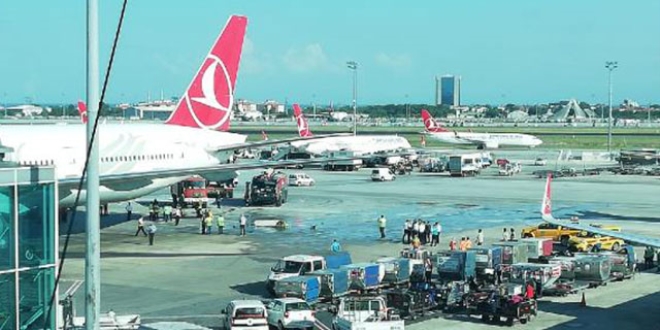 128 uak dolusu ranl turist Trkiye'ye geldi