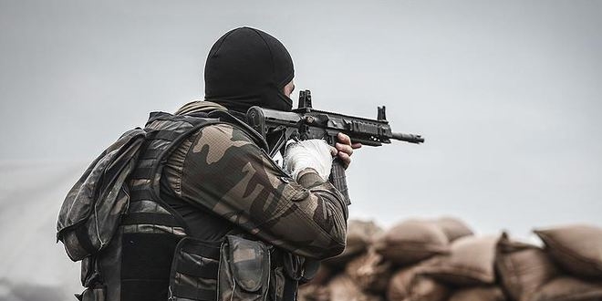 Hakkari'de 2 terörist etkisiz hale getirildi