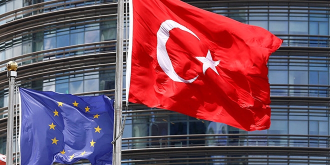 'ABD ile olan gerilim, Türkiye'yi AB ile işbirliğine zorluyor'