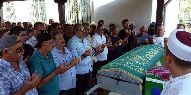 Toron Karacao�lu son yolculu�una u�urland�