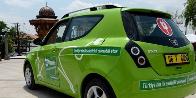 Üniversiteden yüzde 95'i yerli üretim elektrikli otomobil