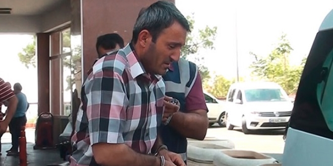 Kıskançlık yüzünden eşini 6 yerinden bıçakladı