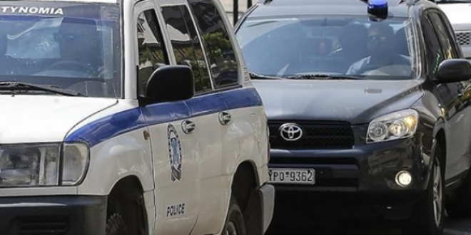 Yunanistan'dan iki darbeciye koruma